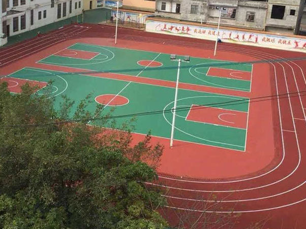 欽州在妙中心小學(xué)塑膠籃球場項目-【玉峰體育】