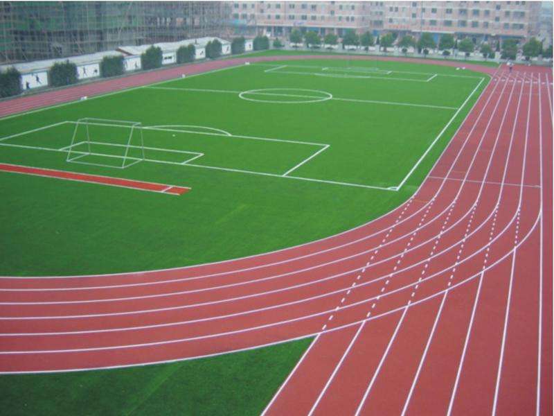 塑膠跑道施工遇上夏季暴雨天氣該如何處置？-【玉峰體育】