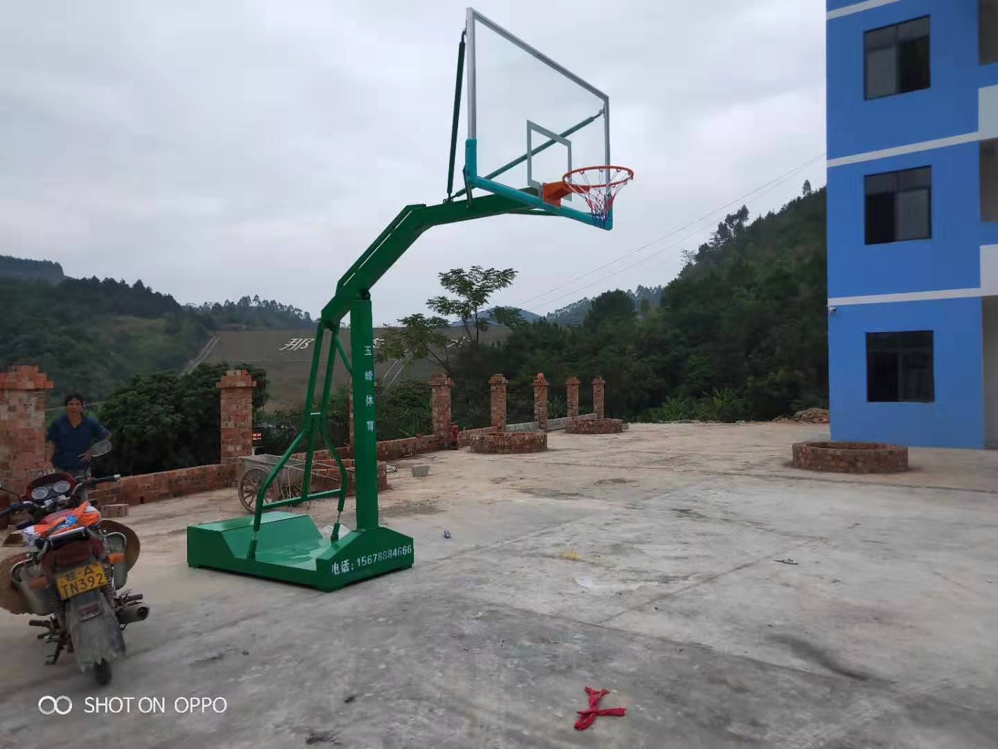 隆安縣城廂鎮(zhèn)那降水庫(kù)小箱籃球架項(xiàng)目-【玉峰體育】