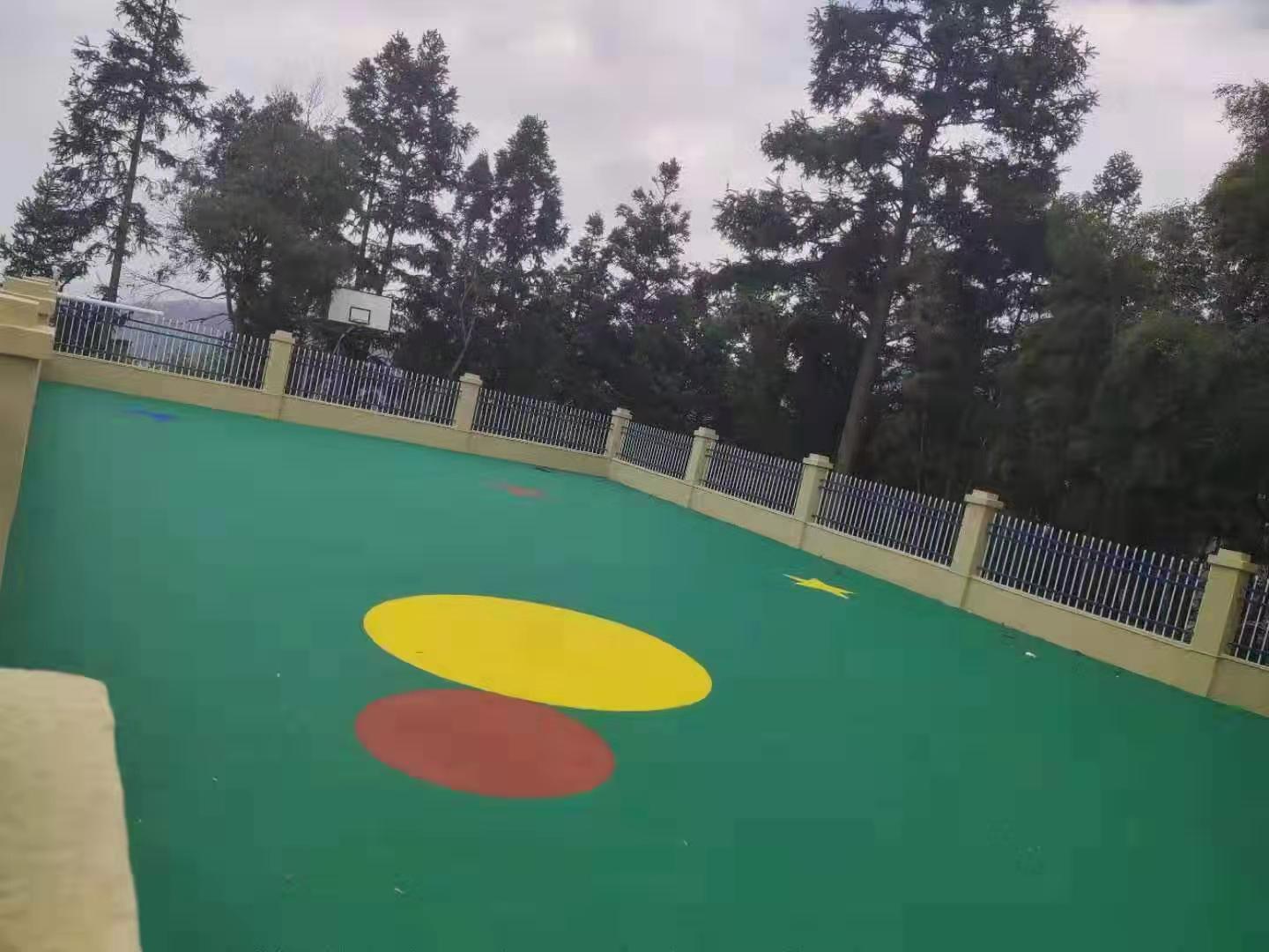 榕江縣高懂村同夢(mèng)幼兒園塑膠場(chǎng)地完工！-【玉峰體育】